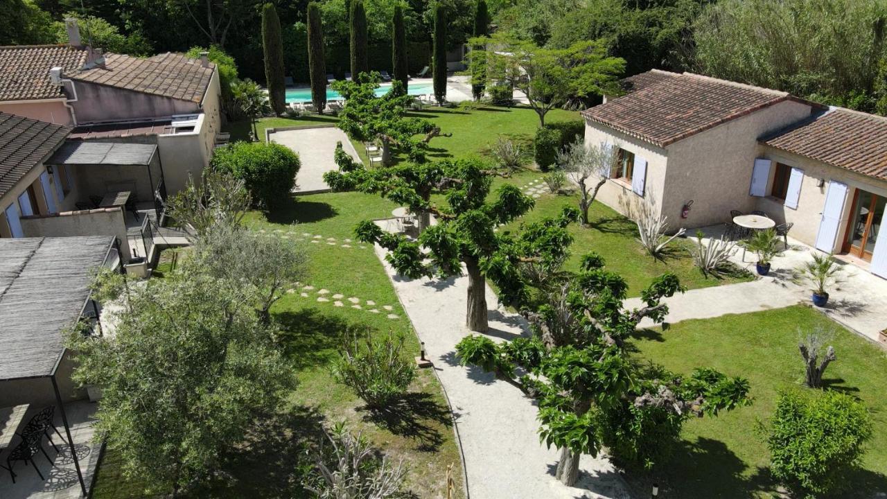 Aparthotel Les Sources 3*